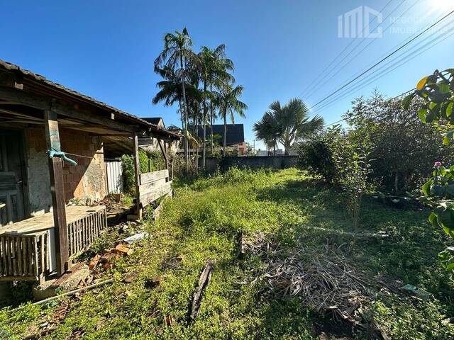 Terreno para Venda em Balneário Barra do Sul - 4