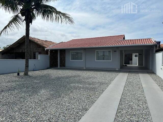 #0355 - Casa para  em Balneário Barra do Sul - SC