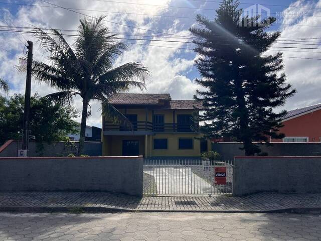 Casa para Venda em Balneário Barra do Sul - 4