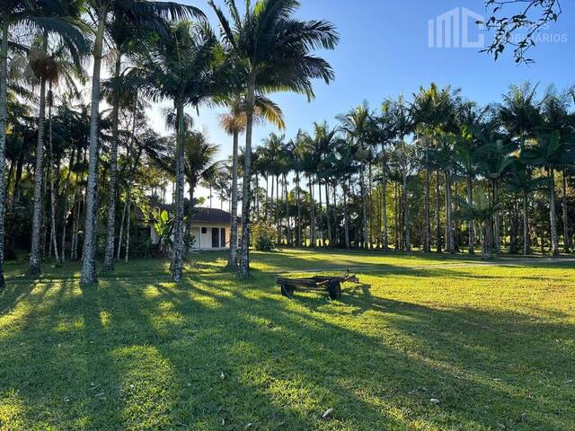 #0606 - Casa para Venda em Balneário Barra do Sul - SC