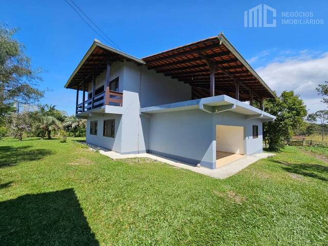 Casa para Venda em Balneário Barra do Sul - 2