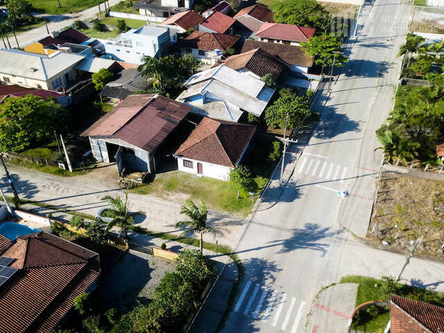 #0696 - Casa para Venda em Balneário Barra do Sul - SC - 2