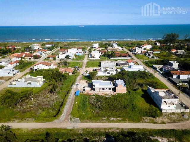 #0570 - Terreno para Venda em Balneário Barra do Sul - SC - 2