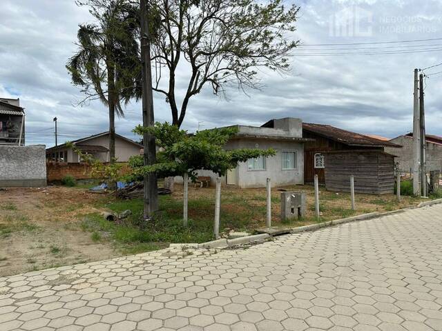 #0694 - Casa para Venda em Balneário Barra do Sul - SC